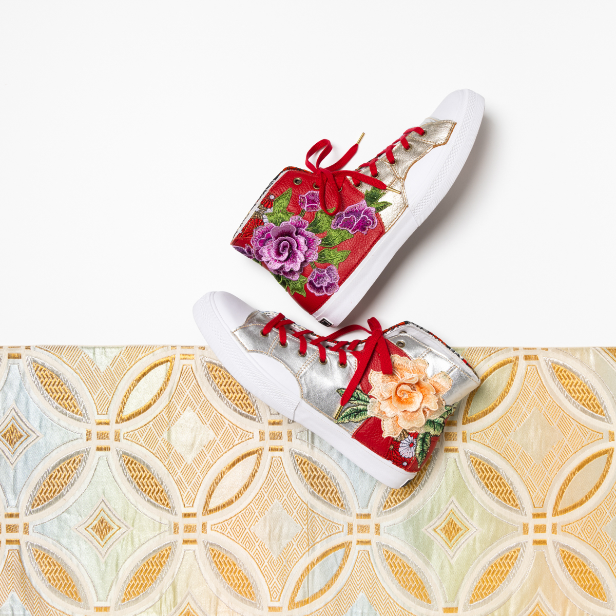 【新作】着物帯リメイクスニーカー「蟹座の満月」Size 27.5cm