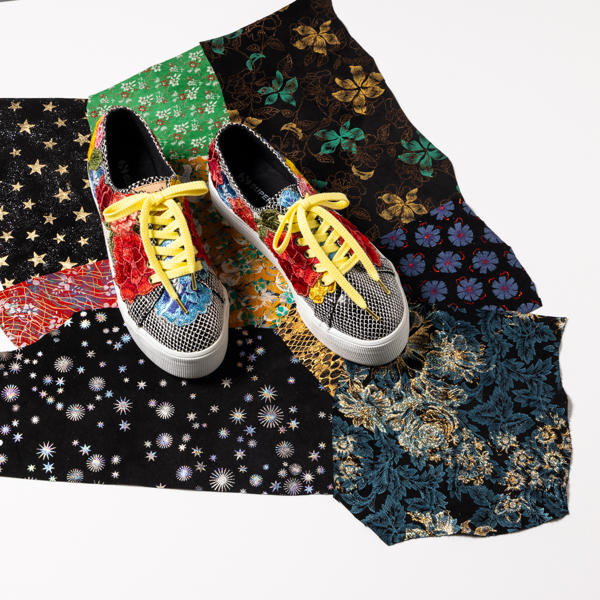 【SUPERGA】刺繍アップリケリメイクスニーカー「Ciuri Ciuri」Size 25.0cm