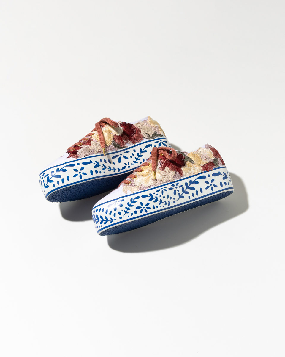 【SUPERGA】刺繍アップリケリメイクスニーカー「Follow the Stars」Size 25.0cm